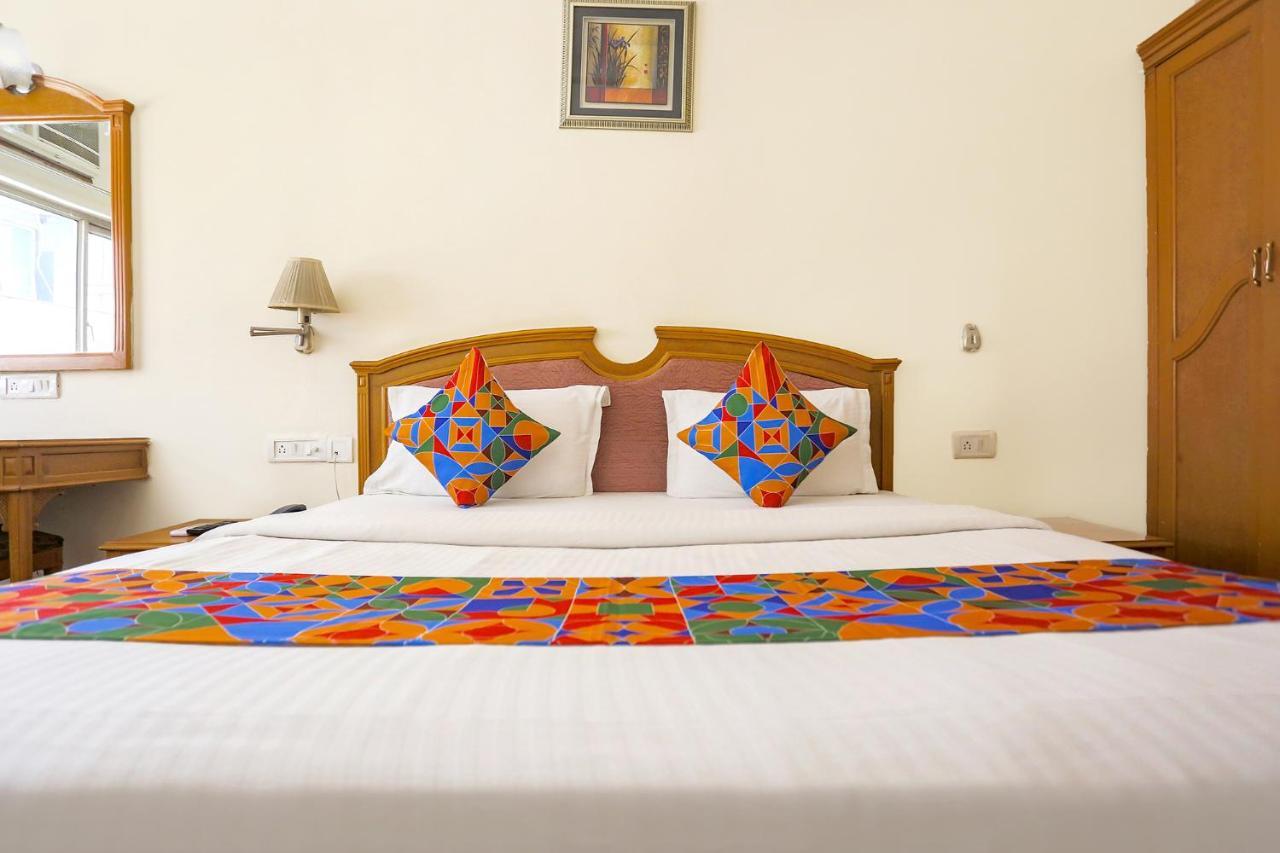 Fabhotel Altus غورغاون المظهر الخارجي الصورة